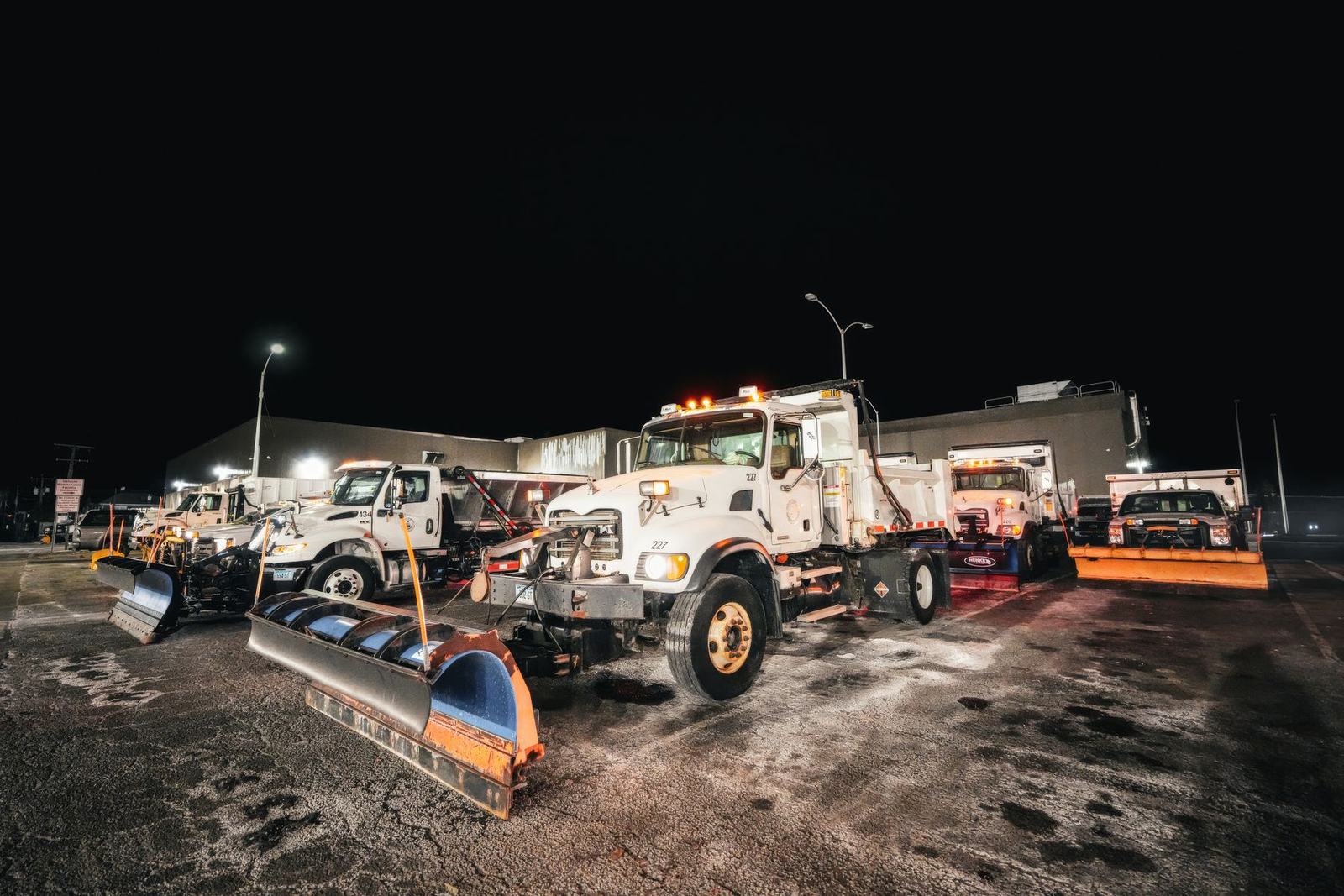 Seasonal Contracts & 24/7 Storm Response